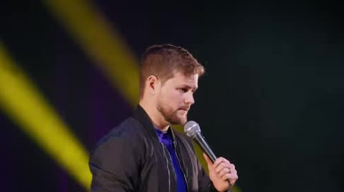 AMIGO Comedy | Drew Lynch - I don't know my wife
