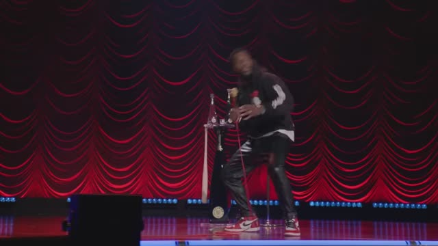 AMIGO Comedy | Kevin Hart - I was an unattractive person in that conversation